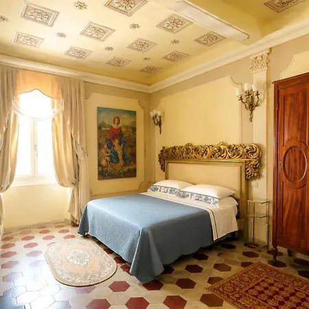 Palazzo Lari Sarzana-3